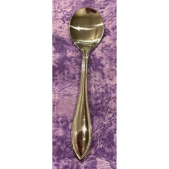 Wallace American Tradition 18/10 Stainless Sugar Spoon Flatware - Picture 1 of 4